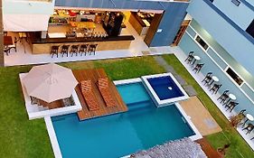 Hotel Kicharme Pontal